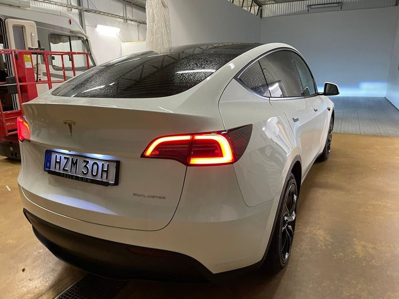 Tesla Model Y bild 3
