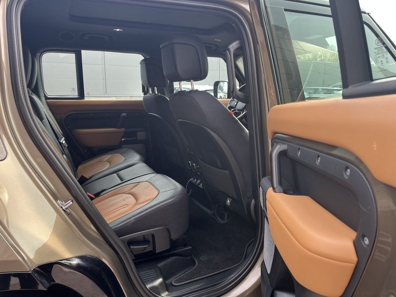 Land Rover Defender bild 6
