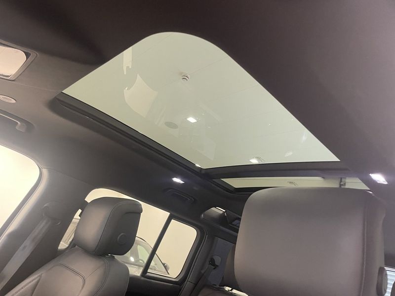 Land Rover Defender bild 6