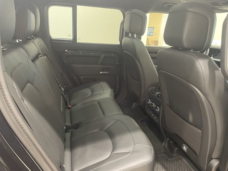 Land Rover Defender bild 3