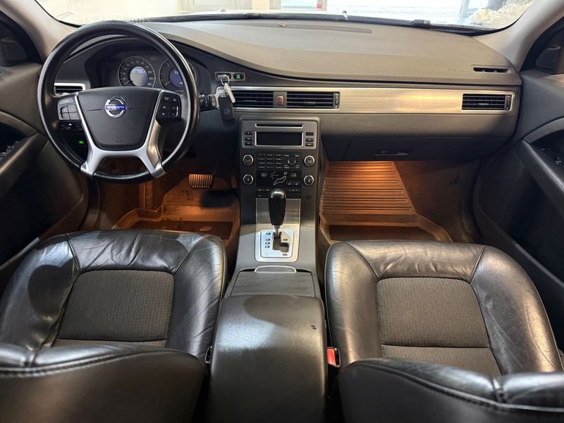 Volvo V70 bild 3
