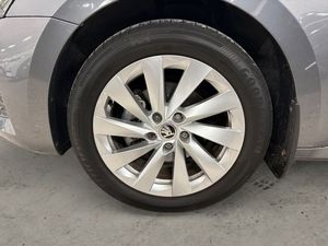 Skoda Octavia bild 4