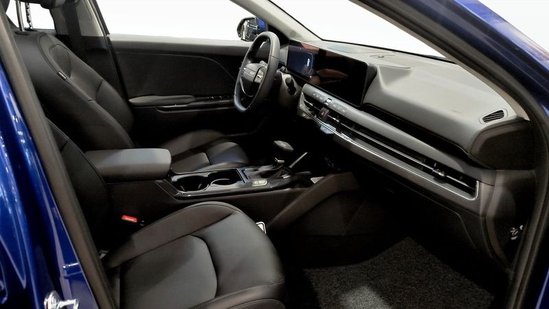 Kia K4 bild 3
