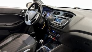 Hyundai i20 bild 15