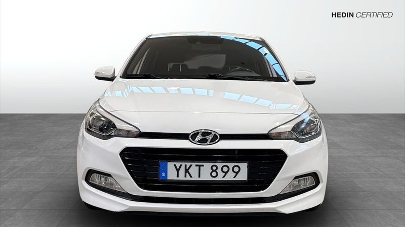Hyundai i20 bild 2