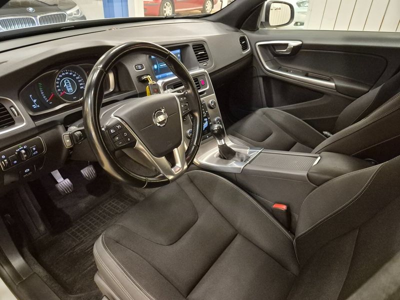 Volvo V60 bild 8