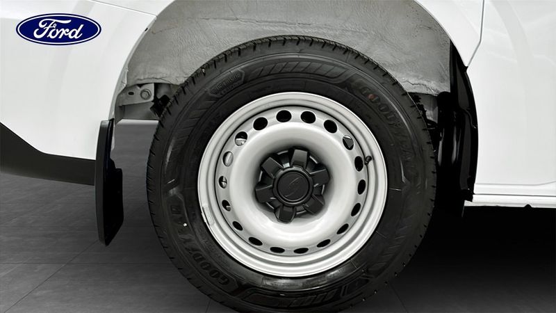 Ford Custom bild 9