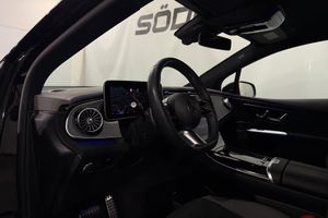 Mercedes EQE350 SUV bild 9