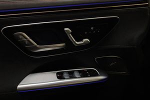Mercedes EQE350 SUV bild 10