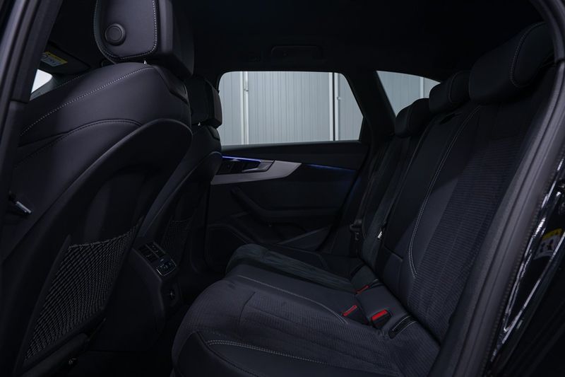 Audi A4 bild 13