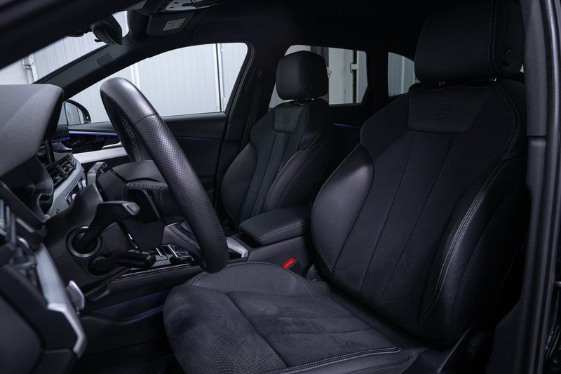 Audi A4 bild 12
