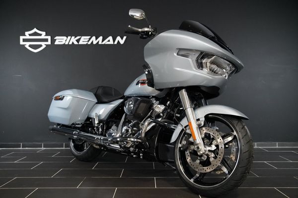 Harley-Davidson Road Glide FLTRX 117" Kampanjpris passa på - 2025