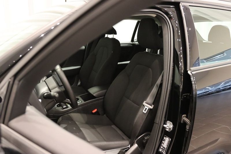 Volvo XC40 bild 8