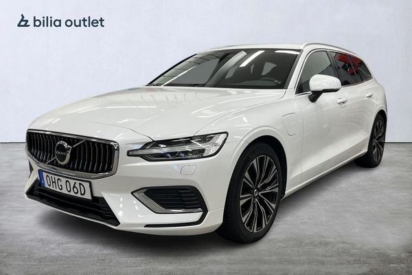 Volvo V60 Recharge T6 AWD Core Edt 350hk Drag Navi Kamera MOMS - 2024