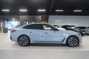 BMW i4 bild 7
