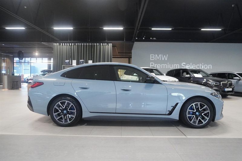 BMW i4 bild 7