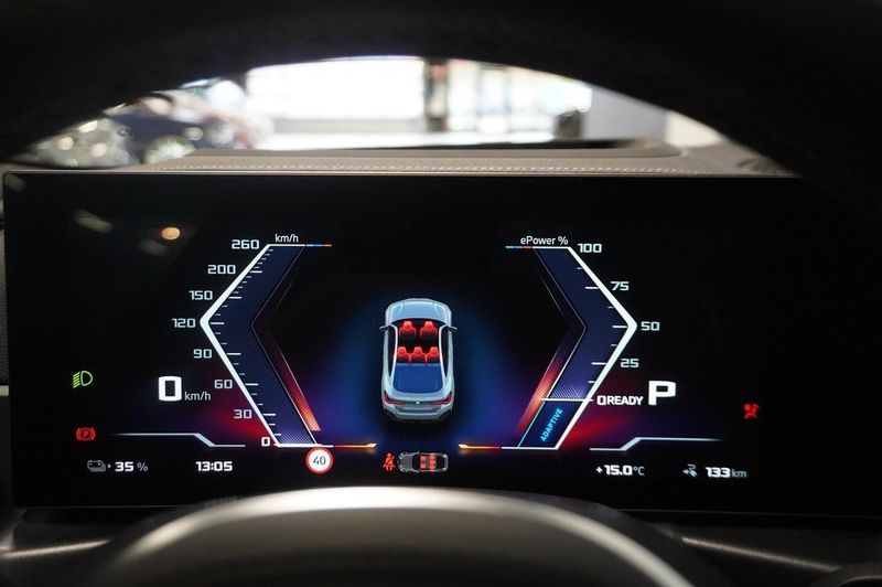 BMW i4 bild 23