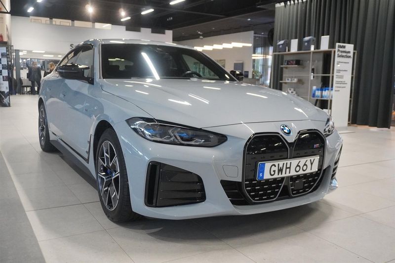 BMW i4 bild 8