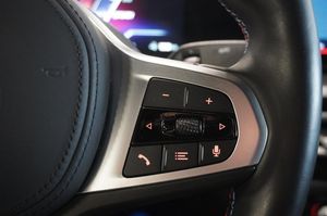 BMW i4 bild 27