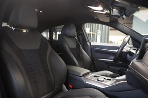 BMW i4 bild 16