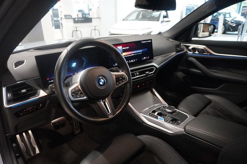 BMW i4 bild 2