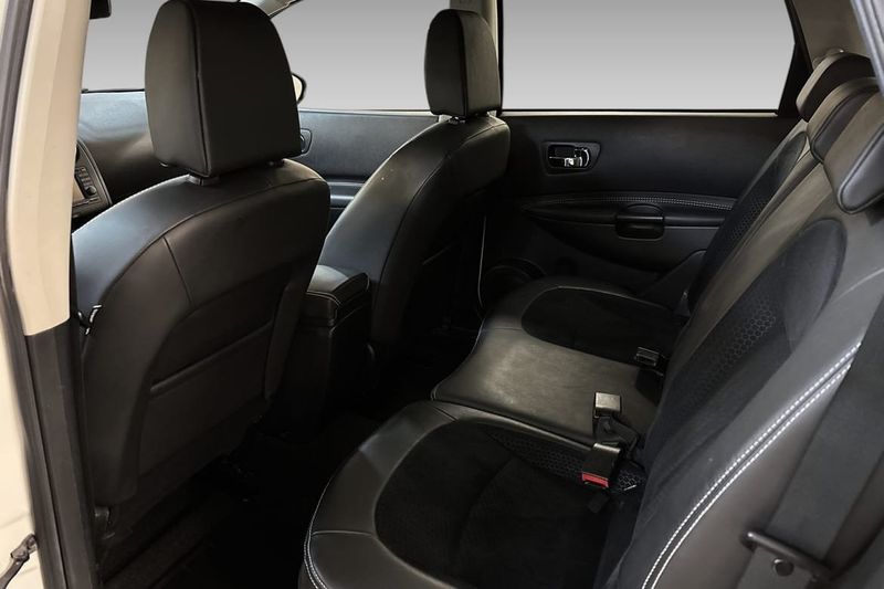 Nissan Qashqai+2 bild 10