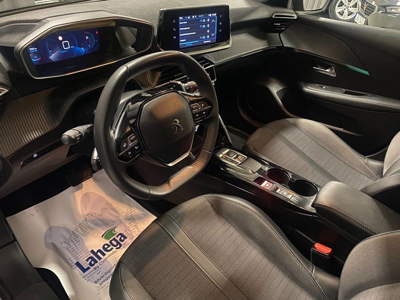 Peugeot 208 bild 11