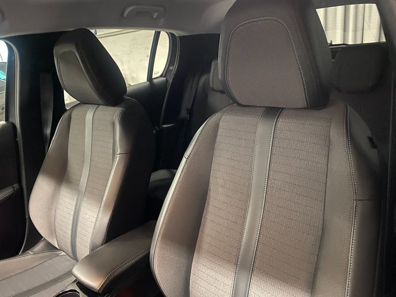 Peugeot 208 bild 10