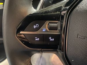 Peugeot 208 bild 22