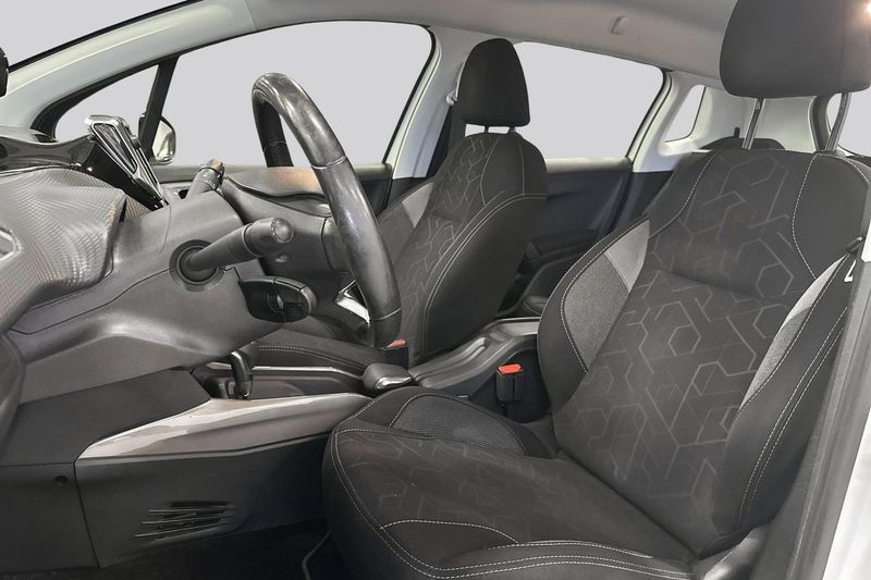 Peugeot 2008 bild 8