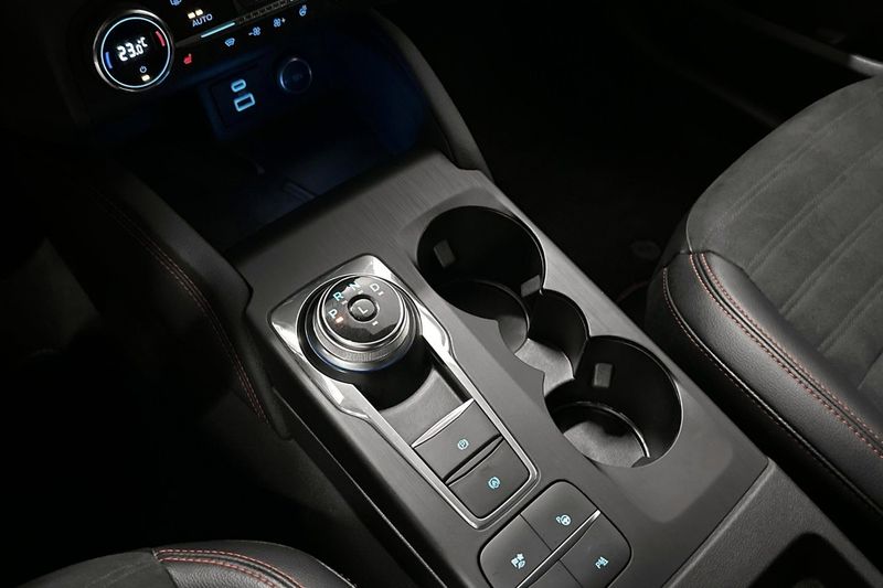 Ford Kuga bild 12