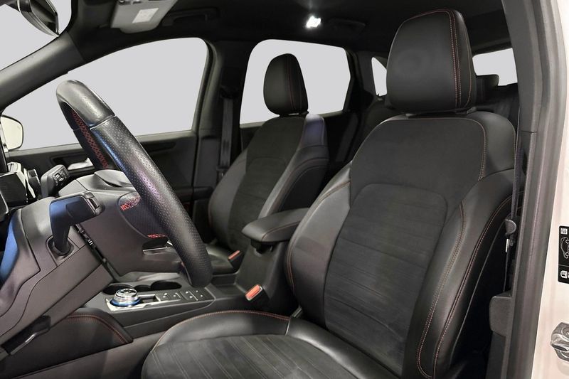 Ford Kuga bild 8