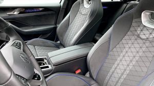Volkswagen Passat bild 8