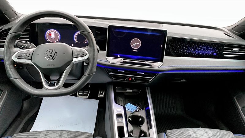 Volkswagen Passat bild 10