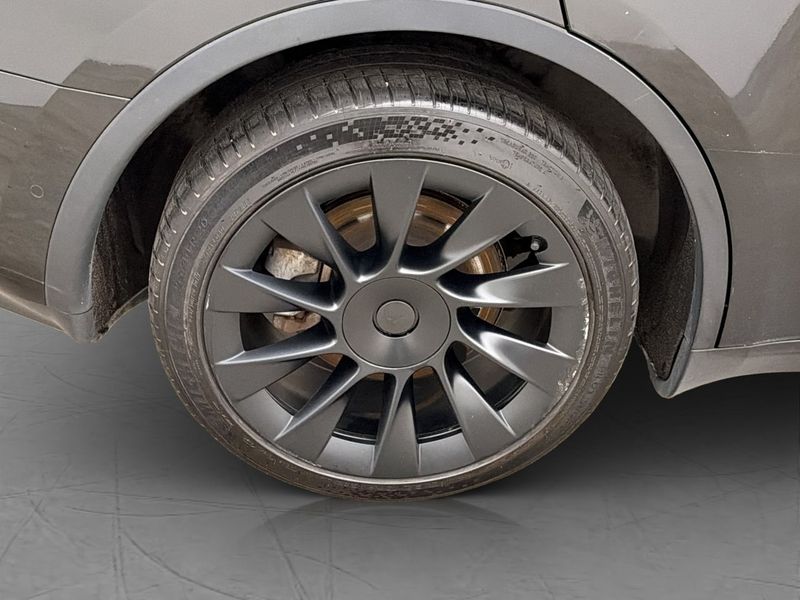 Tesla Model Y bild 29