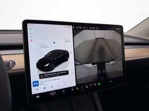 Tesla Model Y bild 21