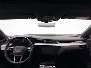 Audi e-tron S bild 20