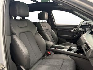 Audi e-tron S bild 17