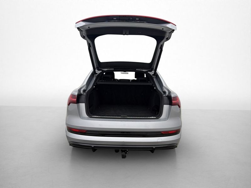 Audi e-tron S bild 12