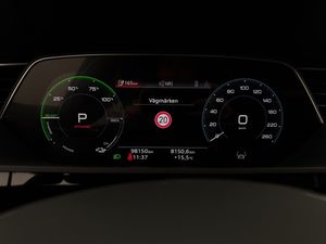 Audi e-tron S bild 22