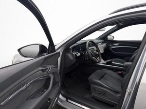 Audi e-tron S bild 14