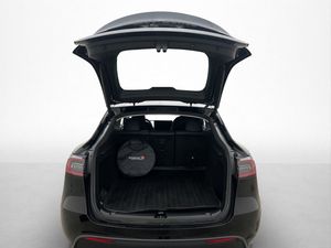 Tesla Model Y bild 13