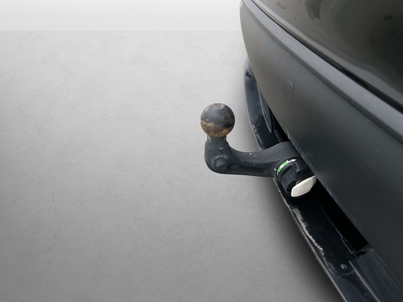 Tesla Model Y bild 11