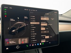 Tesla Model Y bild 28