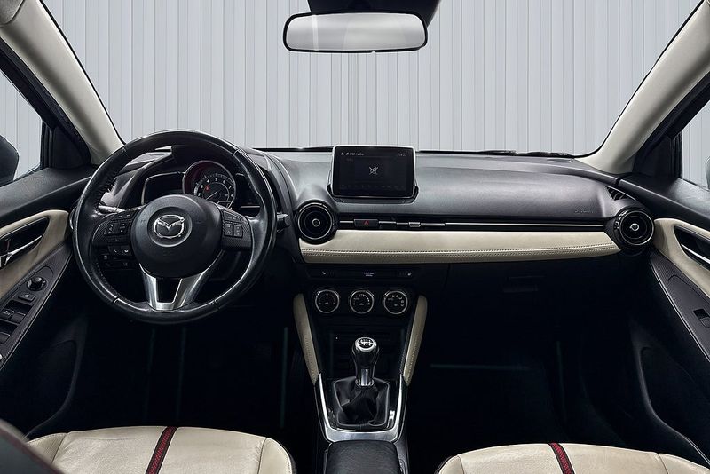Mazda 2 bild 10