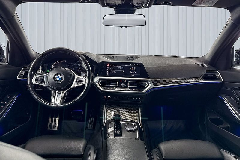 BMW 320 bild 10