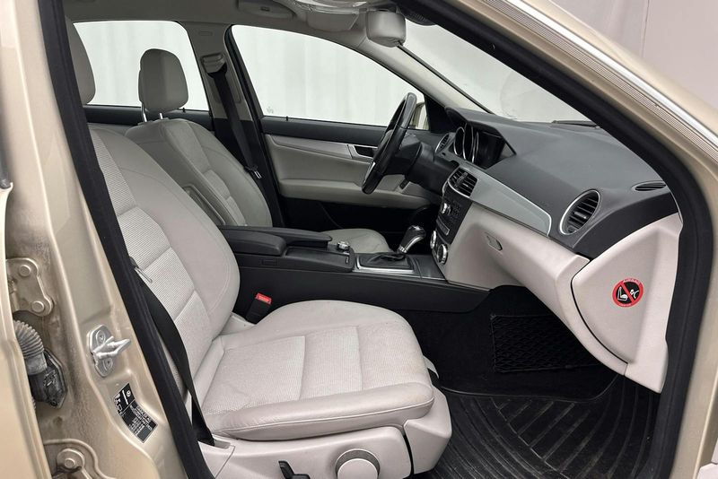 Mercedes C180 bild 8