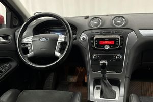 Ford Mondeo bild 12