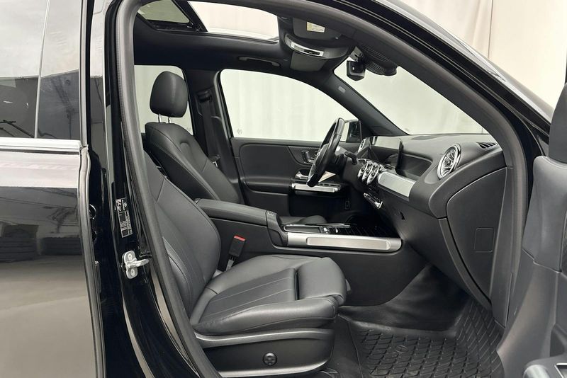 Mercedes EQB250+ bild 7