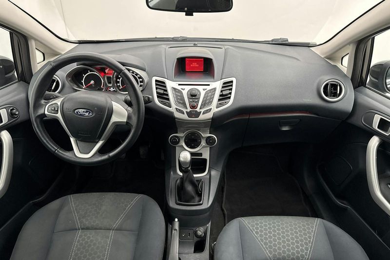 Ford Fiesta bild 6